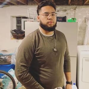 Meet your Posher, Carlos